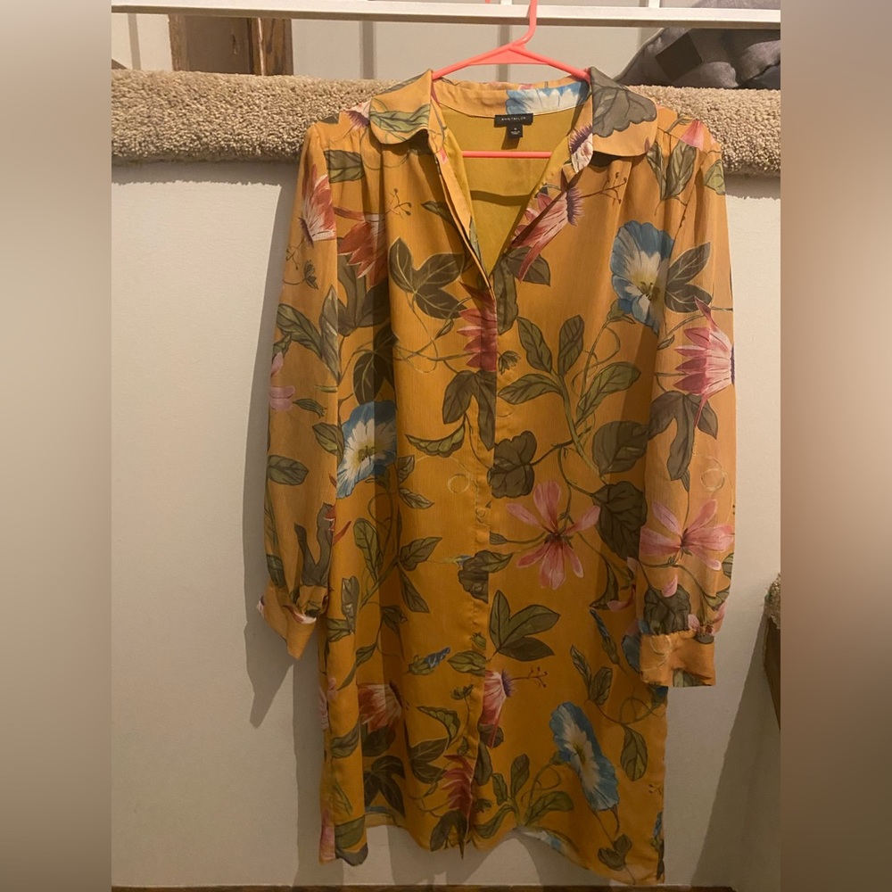 Ann Taylor Casual Dress